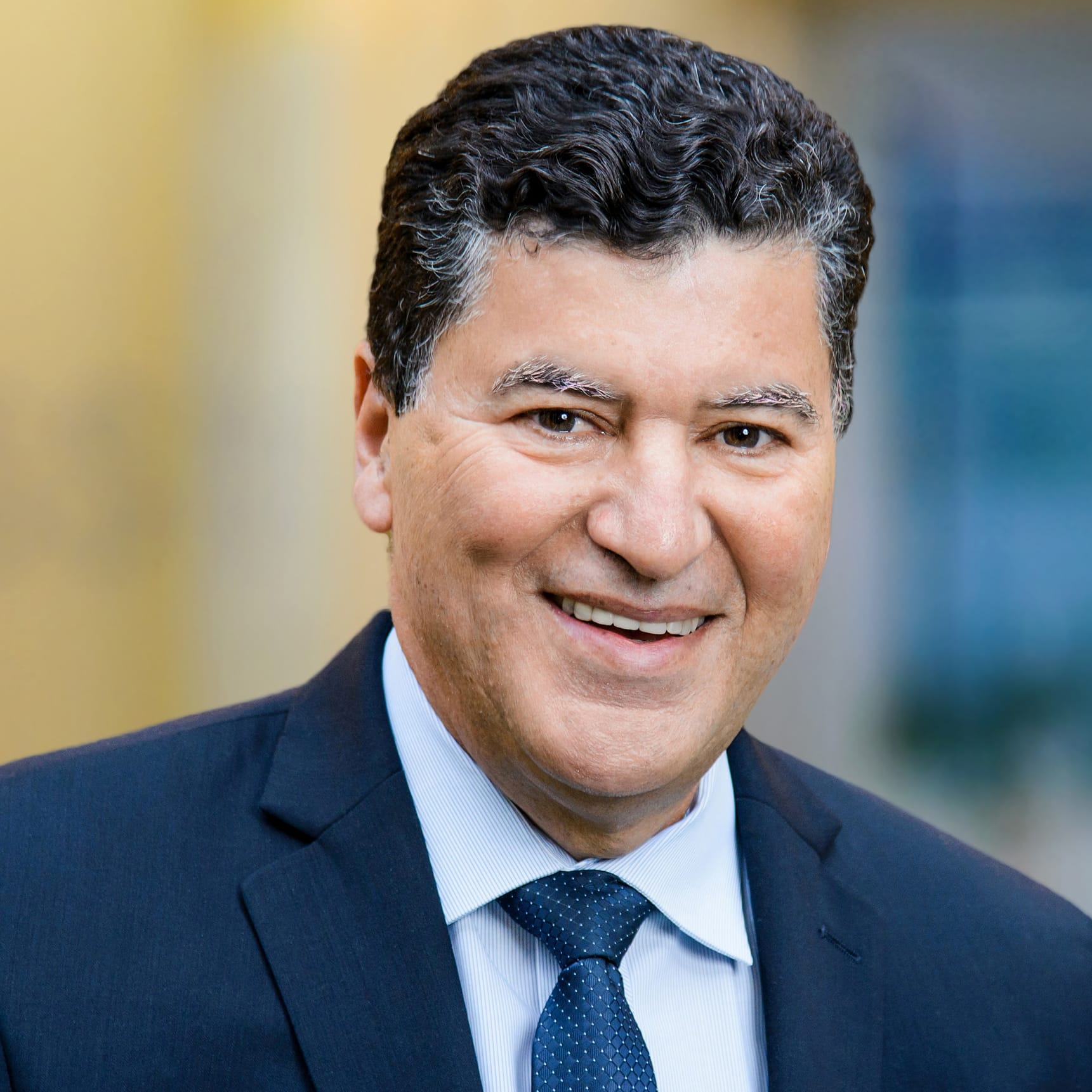 Dr. Elias Zerhouni